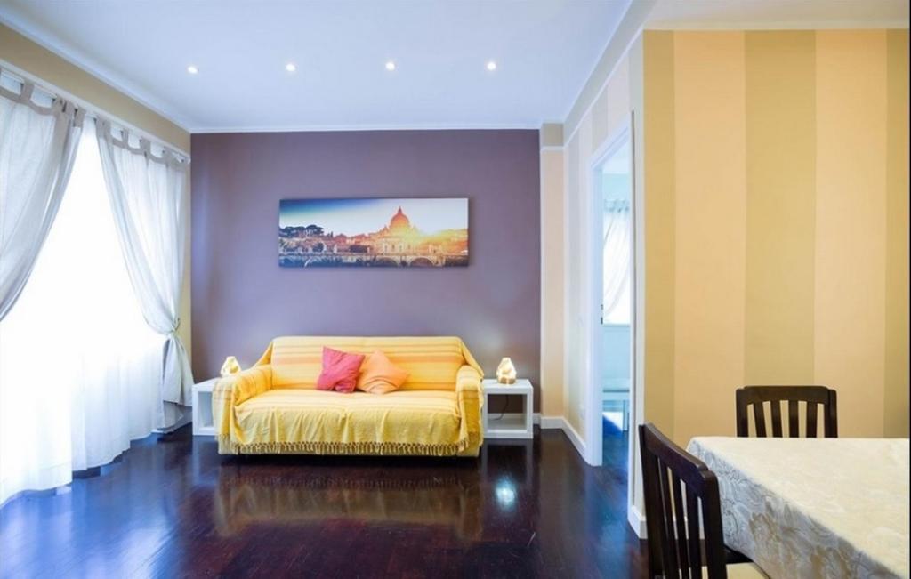 Longhi Holidays House ローマ 部屋 写真